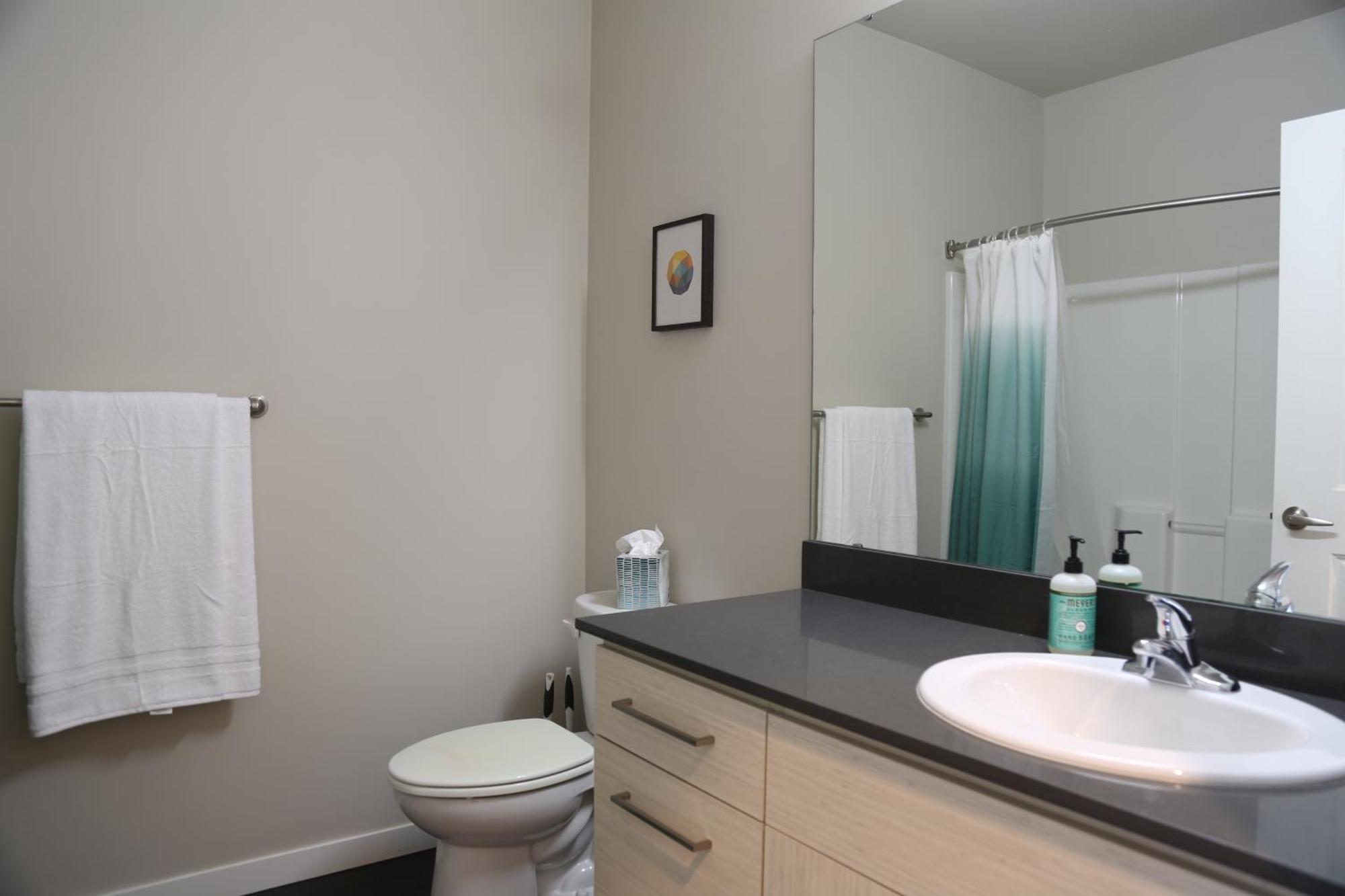 Queen Anne Abode - 1 Block From Cpa! - Free Parking! Seattle Luaran gambar
